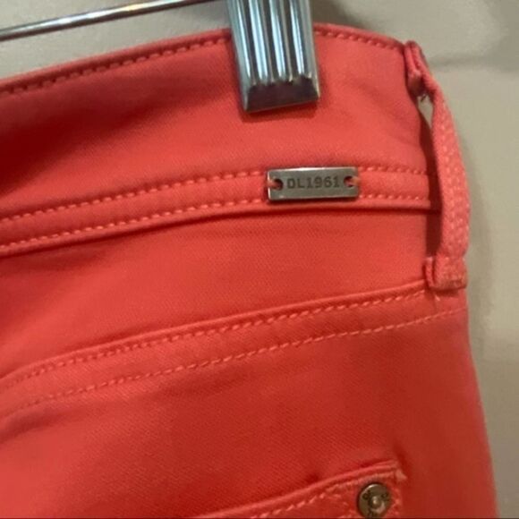 DL1961 Emma Leggings in spring wash coral Color Printed Skinny Jeans size 28 - Picture 9 of 15